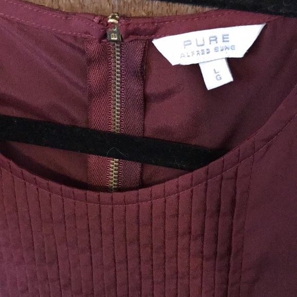 Burgundy Blouse with zipper detail - Picture 3 of 3